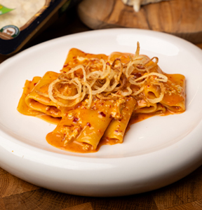 PACCHERI GORGONZOLA RISERVA LEONARDI IGOR, NDUJA E CIPOLLA FRITTA 