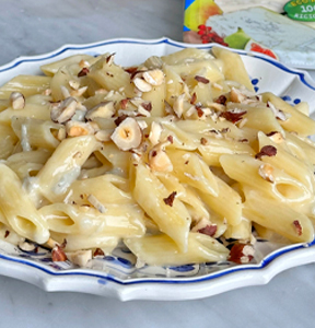 PASTA AL GORGONZOLA DOLCE IGOR E NOCCIOLE